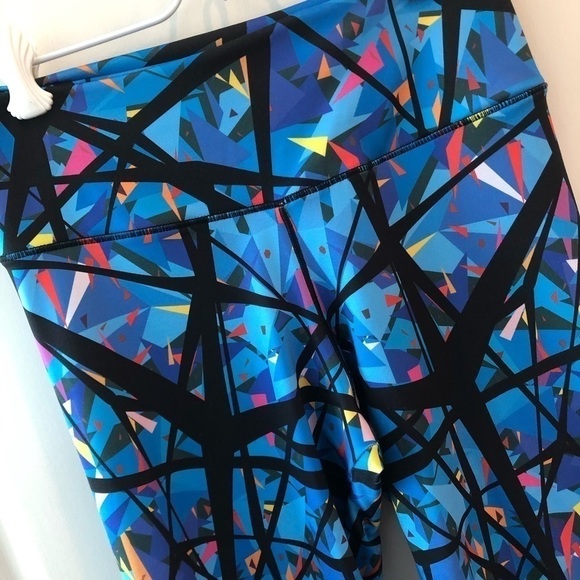 Activefit Sportswear Leggings Size M - Picture 4 of 12